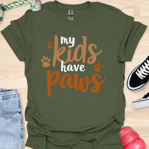 My kids have paws - V1 - Bold and Cool T-Shirt
